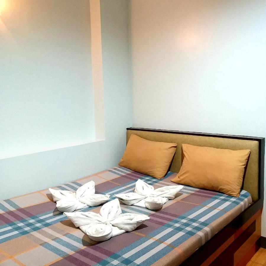 Sola Eleganza Apartelle Quezon City Eksteriør billede